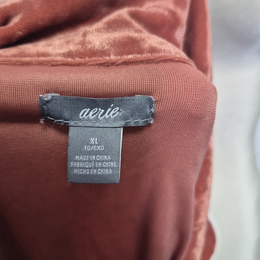 Aerie Crushed Velvet Pink Pajama Set Size XL - Picture 12 of 16